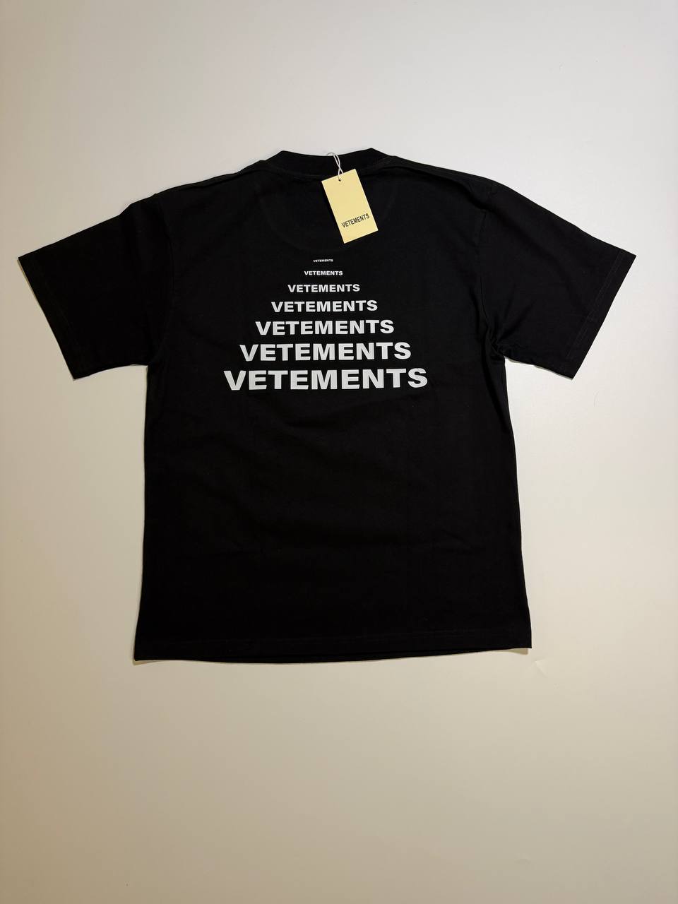Футболка VETEMENTS REPLICA