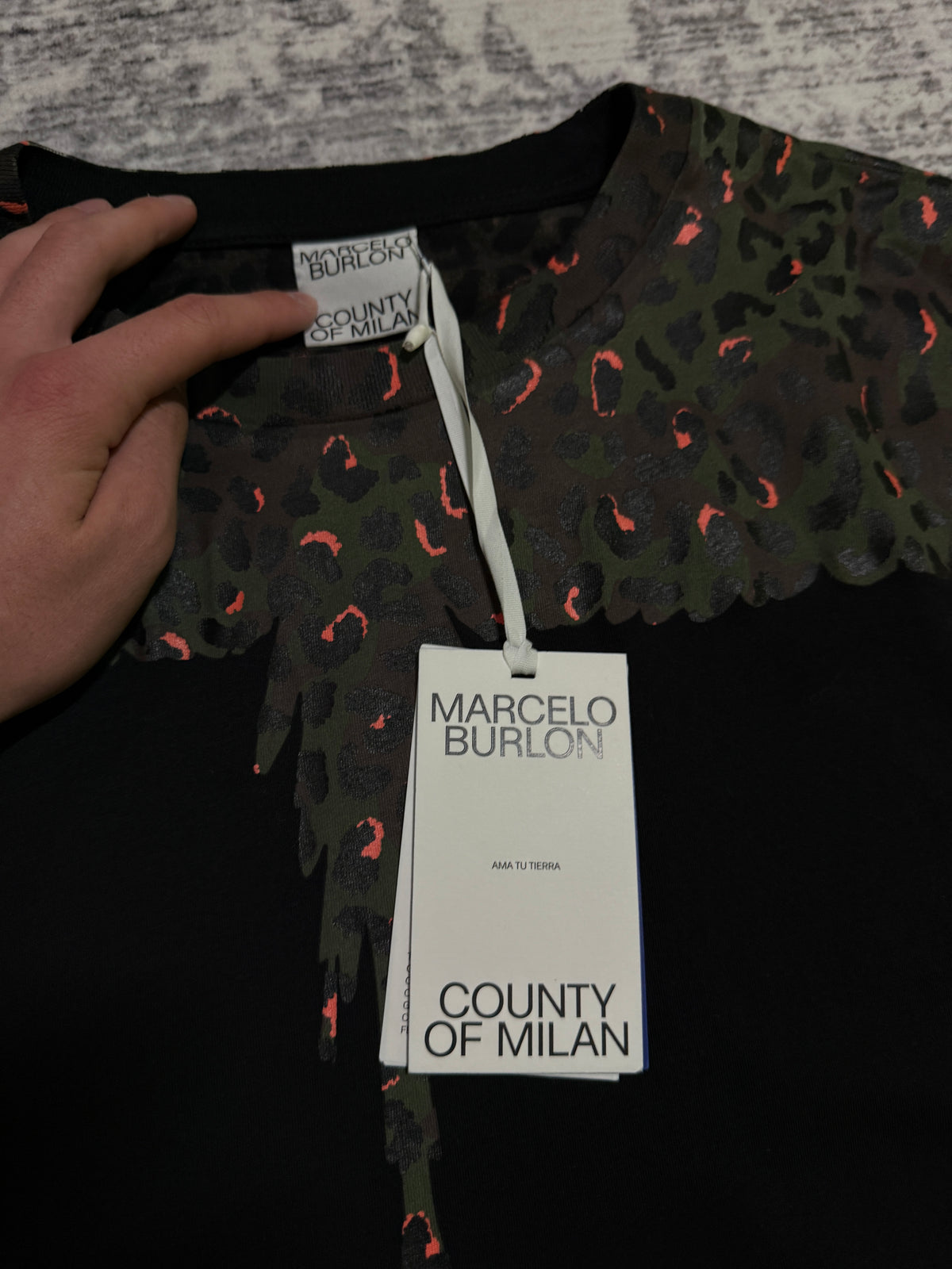 Marselo Burlon tee new collection LEGIT
